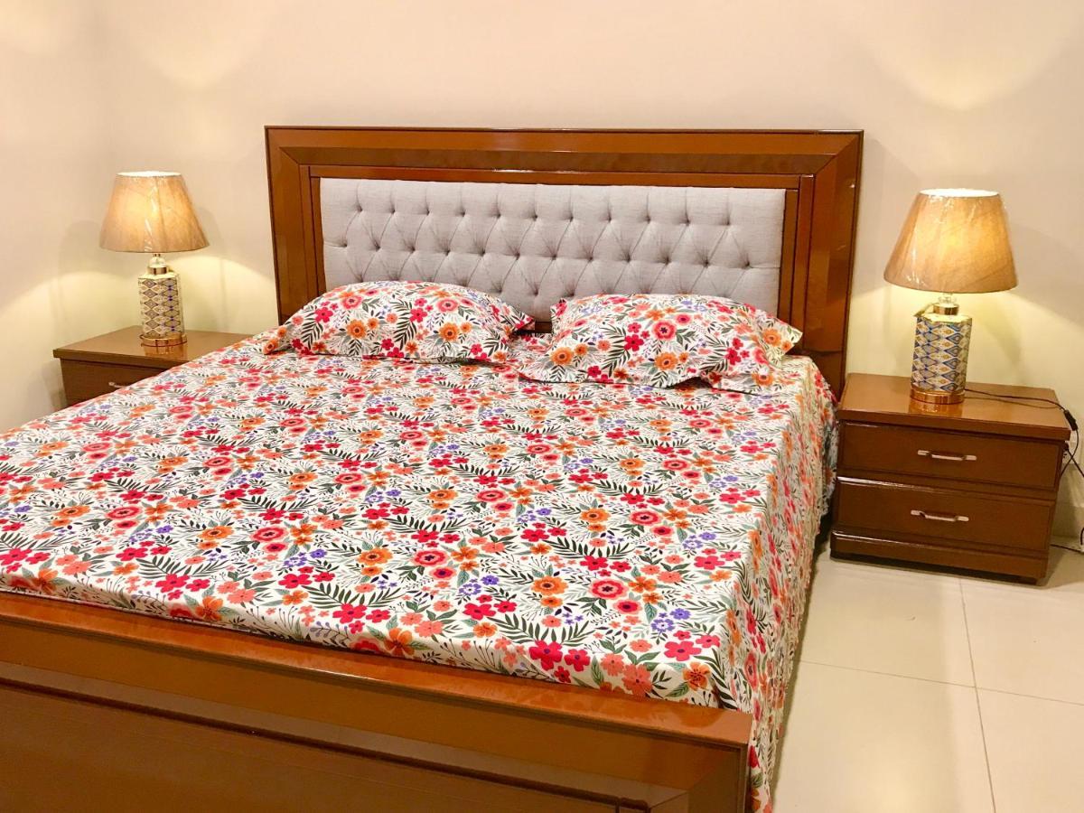 Atrium High Suite 2Bed Family Apartment Near Giga Mall Ισλαμαμπάντ Εξωτερικό φωτογραφία